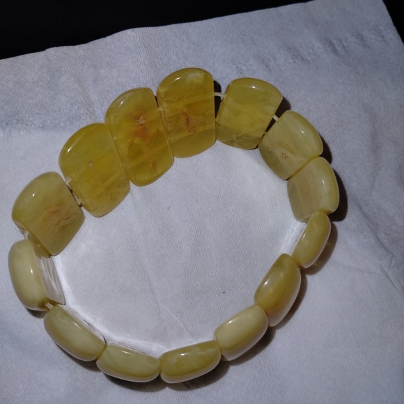 Genuine Russian Butterscotch Amber - Picture 3 of 3